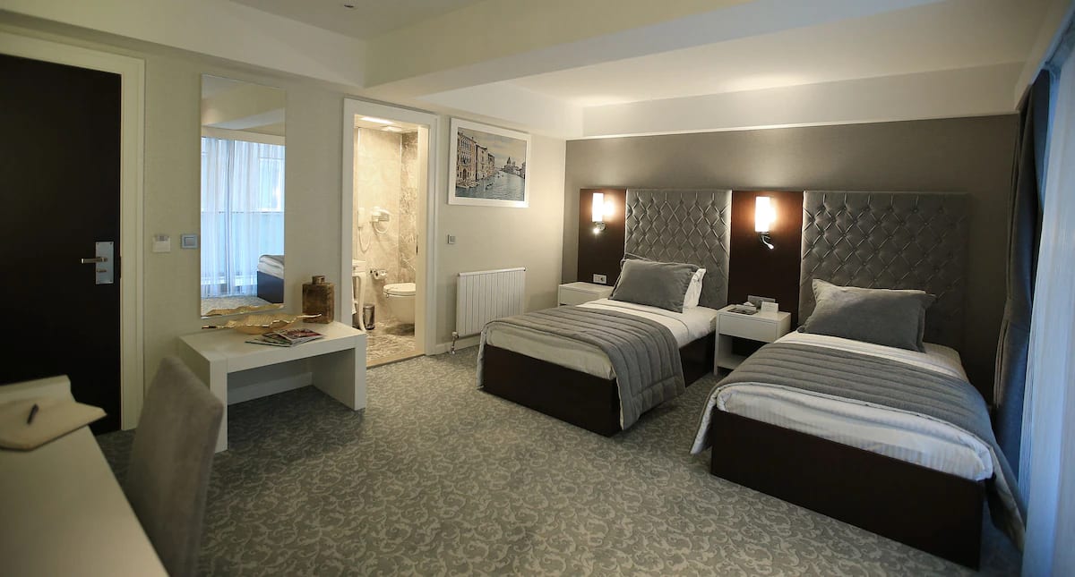 Guvenay Business Hotel