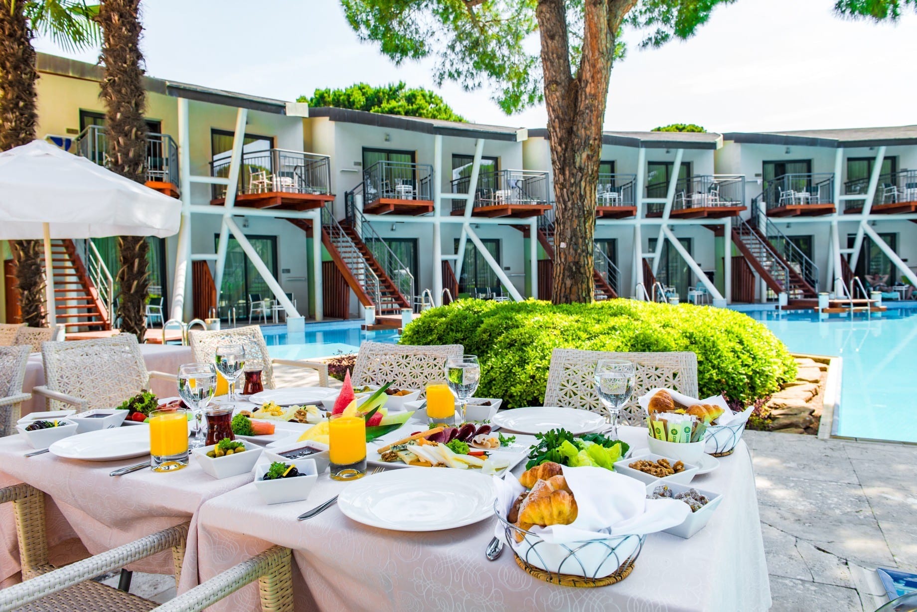 Cornelia De Luxe Resort