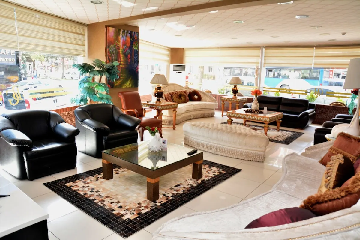 Business Grand Hotel