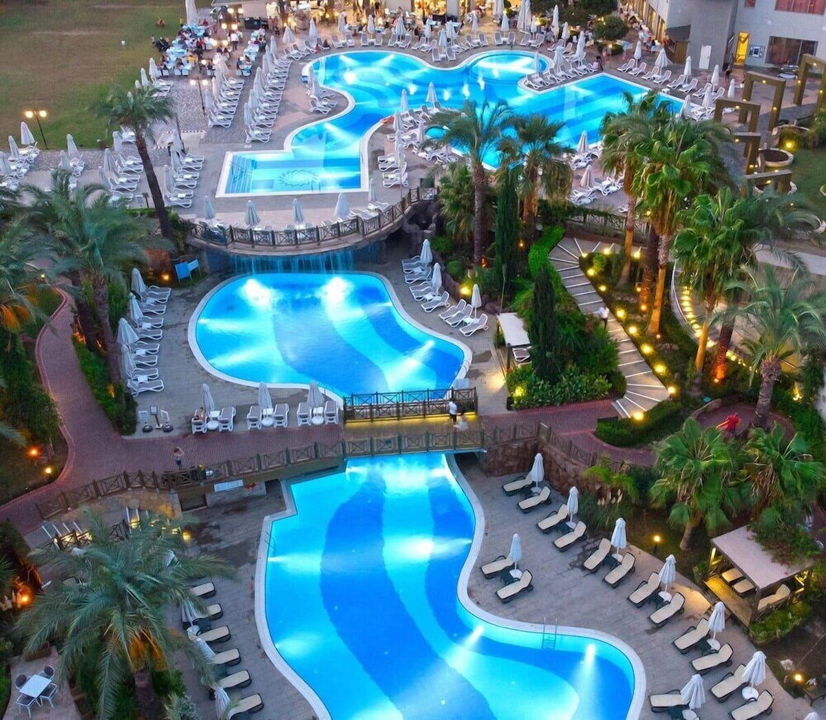 Novum Garden Side Hotel