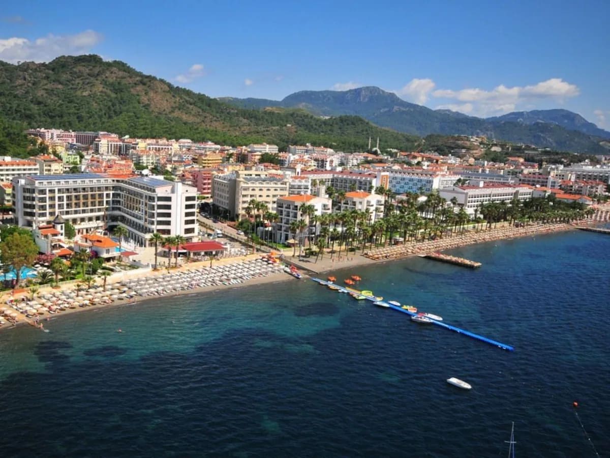 Golden Rock Beach Hotel