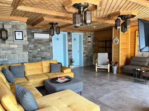 Amber Suites Akyaka +6
