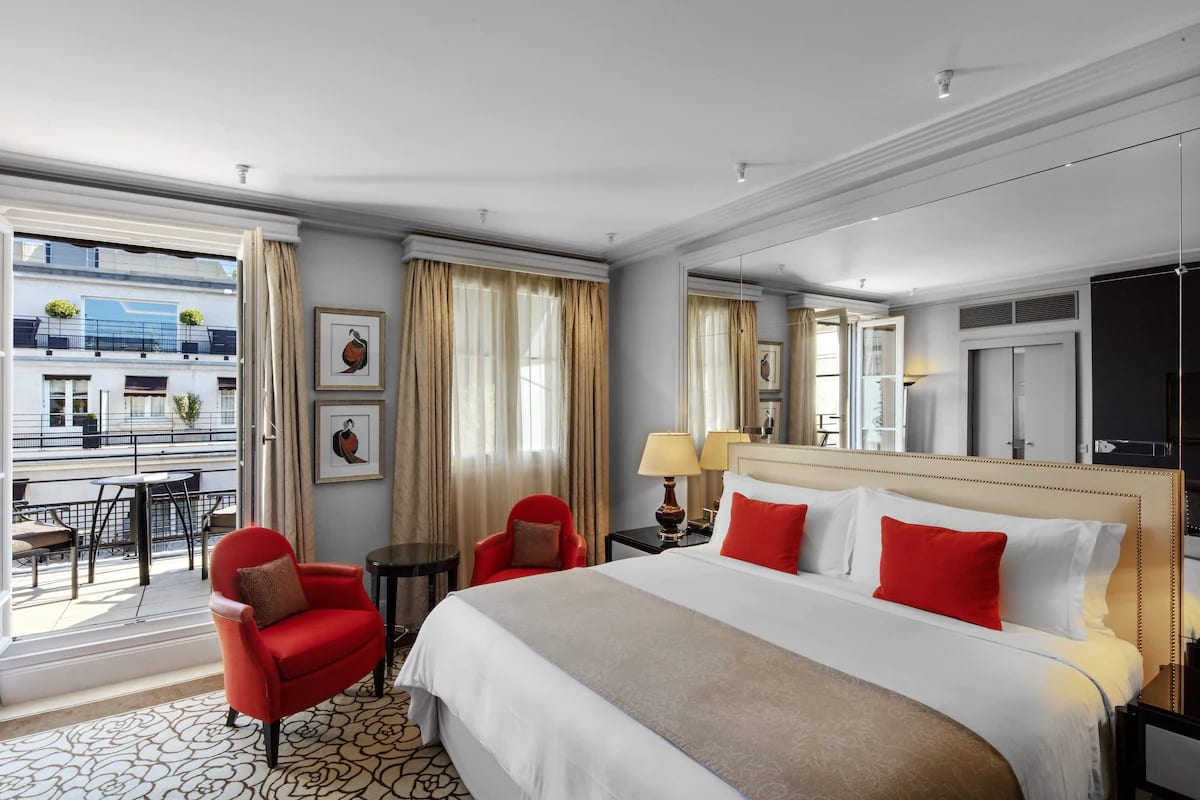 Prince de Galles a Luxury Collection Hotel Paris
