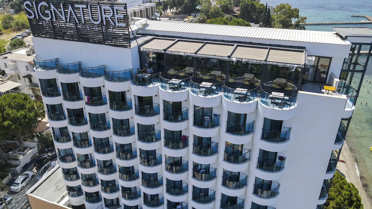 Signature Blue Resort