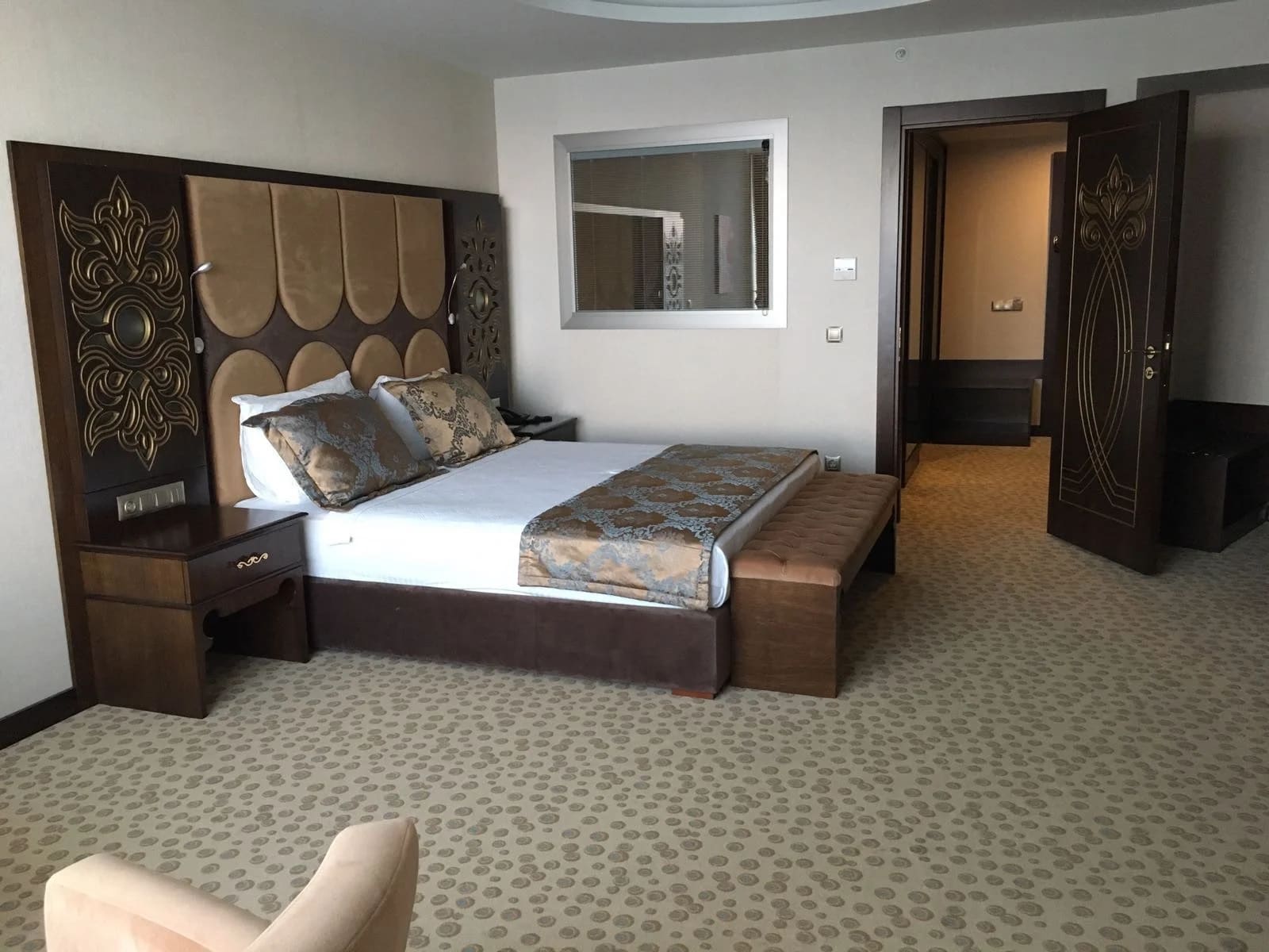 Liparis Resort Hotel