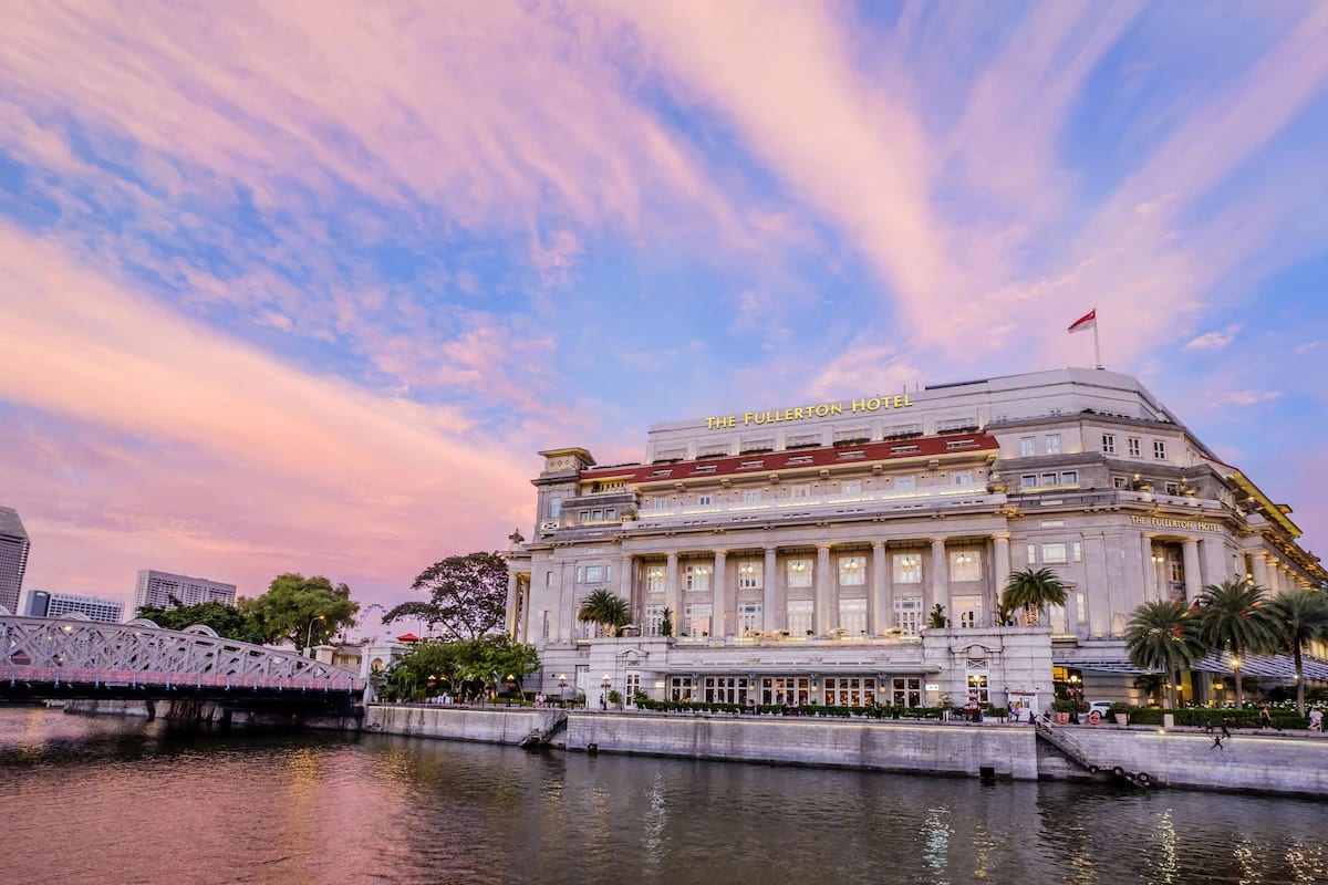 The Fullerton Hotel