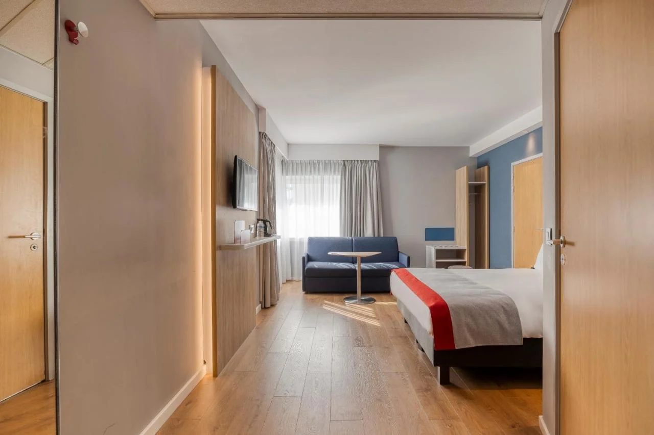 Holiday Inn Express Mechelen City Centre an IHG Hotel