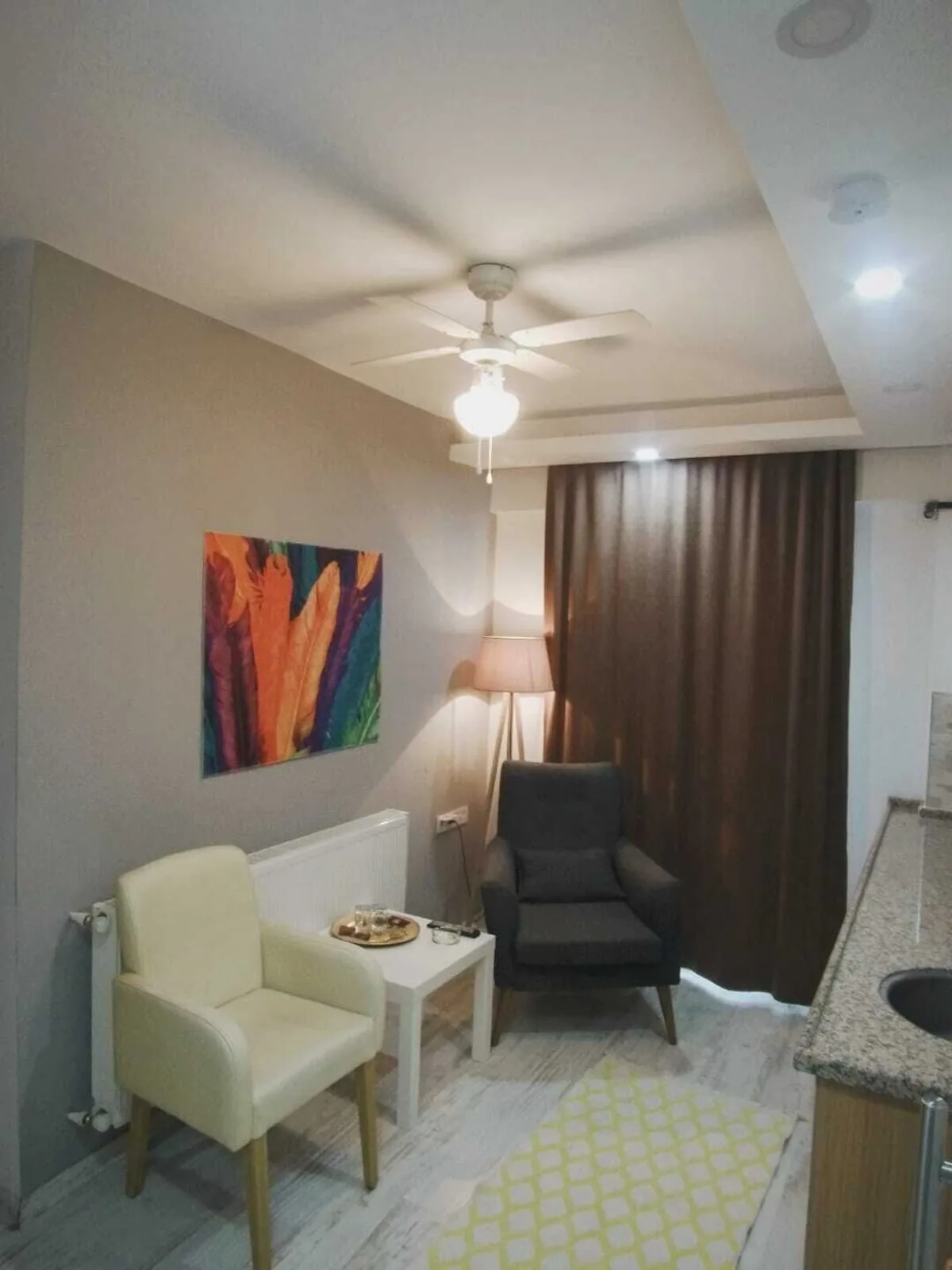 Lord Hotel Cafe Bistro