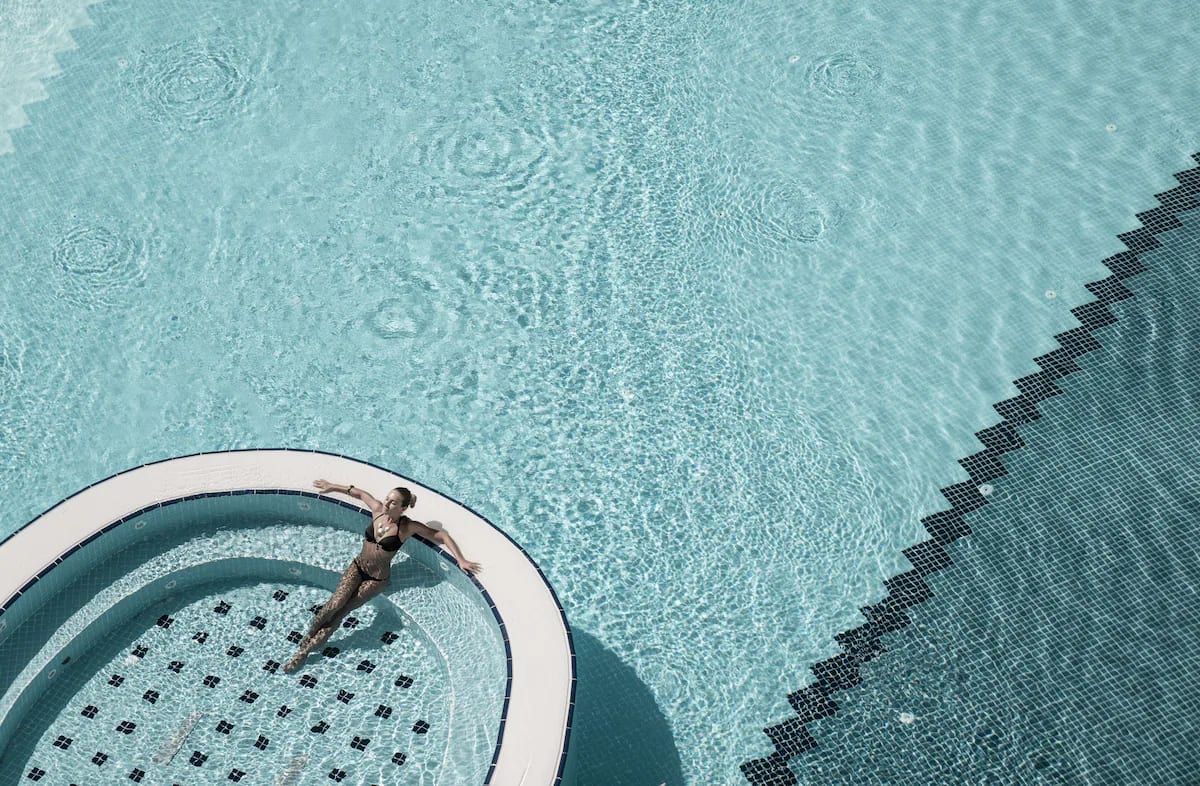 Charisma De Luxe Hotel