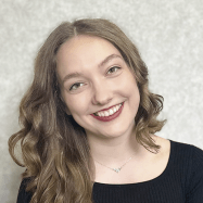 Portrait von Laura Willud