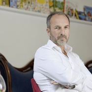 Portrait von Stefan Schwarz