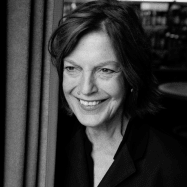 Portrait von Angela Winkler