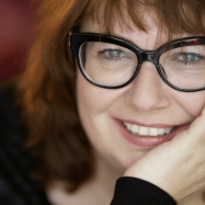 Portrait von Suzette Oh