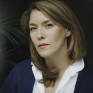 Portrait von Svenja O'Donnell