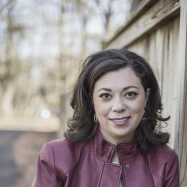 Portrait von Lisa Maxwell