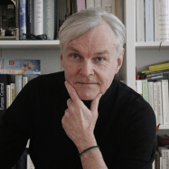 Portrait von Dr. Stefan Rieß