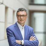 Portrait von Patrick Cramer
