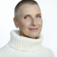 Portrait von Elizabeth Gilbert