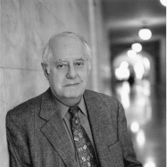 Portrait von Peter Gay