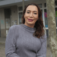 Portrait von Semiya Şimşek