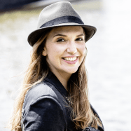 Portrait von Tanya Stewner