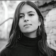 Portrait von Mya-Rose Craig