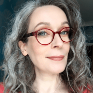 Portrait von Ruth Lauren