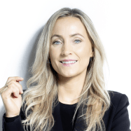 Portrait von Eva Björg Ægisdóttir