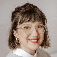 Portrait von Alexandra-Maria Pipos