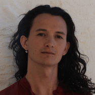 Portrait von Charlie Gilmour