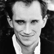 Portrait von Harry Bingham