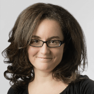 Portrait von Suzanne Roy