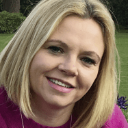 Portrait von Hayley Barker