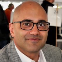 Portrait von Ayad Akhtar