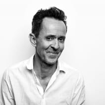 Portrait von Kim Fupz Aakeson