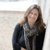 Portrait von Elly Griffiths