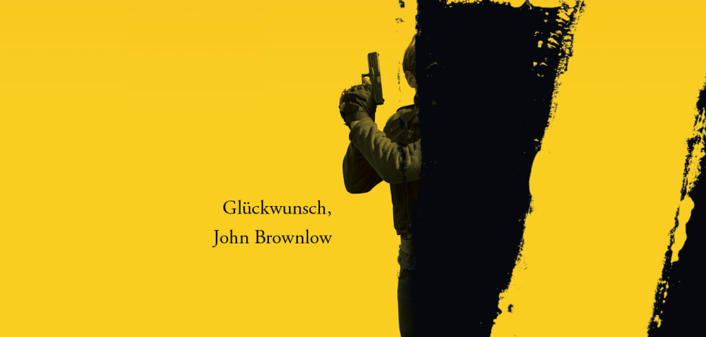 Buchcover von John Brownlow "Seventeen" mit schwarzer Aufschrift: "Glückwunsch, John Brownlow"