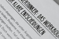 Zusatzmaterial PA 978 3 426 56999 3 detail 036 von Hör auf mit deinen Bedenken: Klare Entscheidungen für Overthinker von Joseph Nguyen