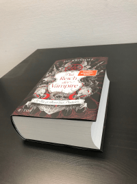 Zusatzmaterial PA 978 3 596 70040 0 insta 003 von Das Reich der Vampire: A Tale of Blood and Darkness von Jay Kristoff