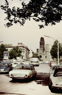 Die Schwestern vom Ku'damm: Tage der Hoffnung Zusatzmaterial