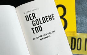 Foto vin der ersten Seite vom Krimi "Der goldene Tod"