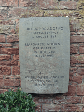 Grab von Theodor Adorno
