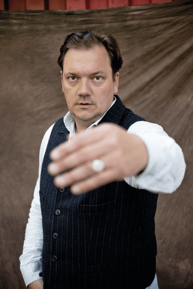 Charly-Huebner-Autorenfoto