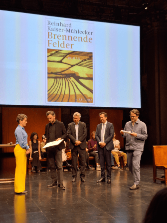 Reinhard Kaiser-Mühlecker bei der Verleihung des Österreichischen Buchpreises 2024