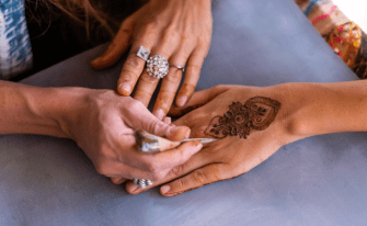 Henna Tattoo Bemalung