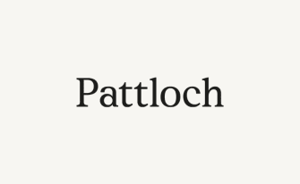 Pattloch Logo auf beigefarbenem Hintergrund