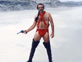 Zardoz in roter Unterhose