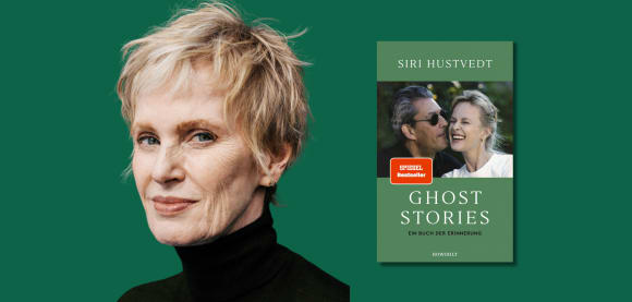Foto von Siri Hustvedt links, rechts daneben das Cover ihres Buches 