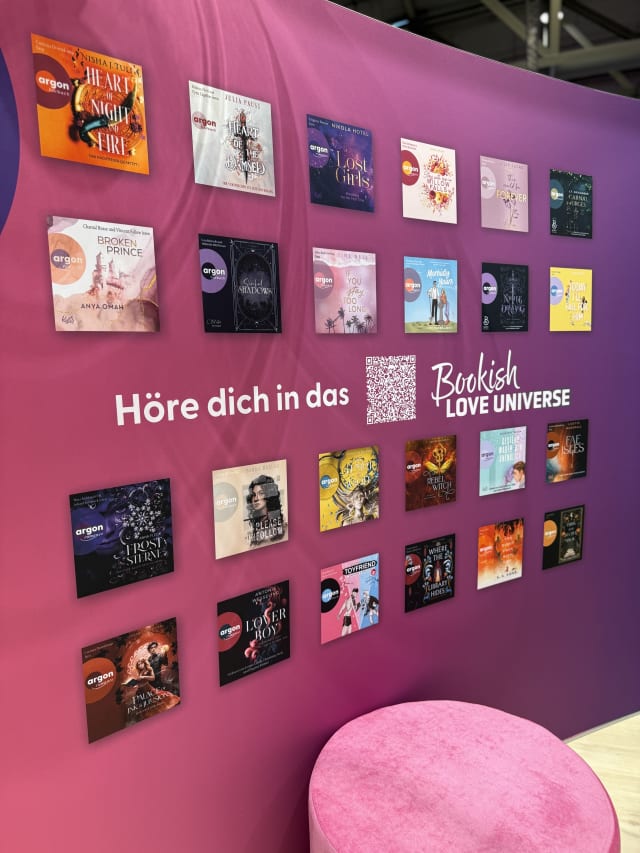 Romance-Hörbücher von argon am Bookish Love Universe-Stand