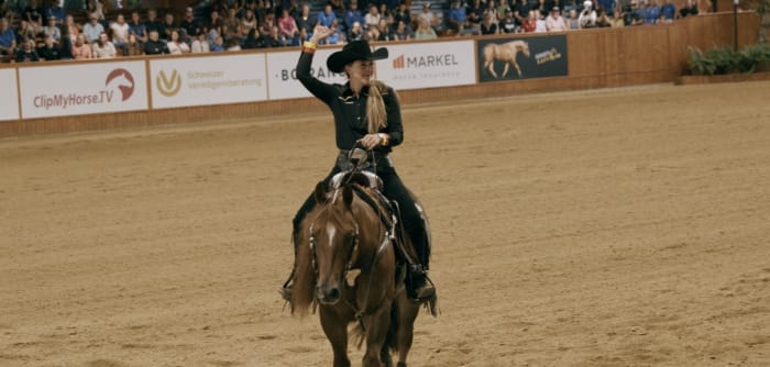 Gina Schumacher mit ihrem Pferd im Wettkampf